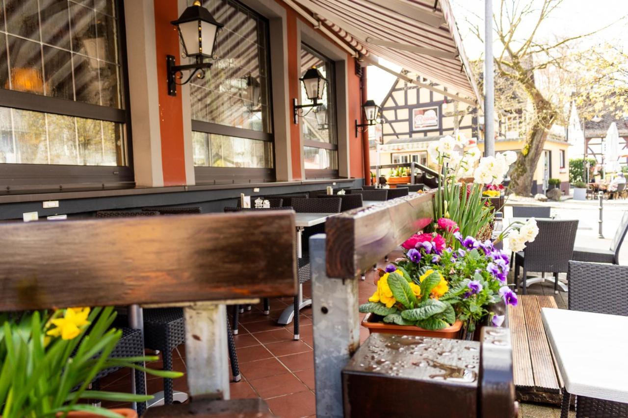 Hotel Zur Post Waldbreitbach ภายนอก รูปภาพ