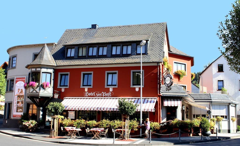 Hotel Zur Post Waldbreitbach ภายนอก รูปภาพ